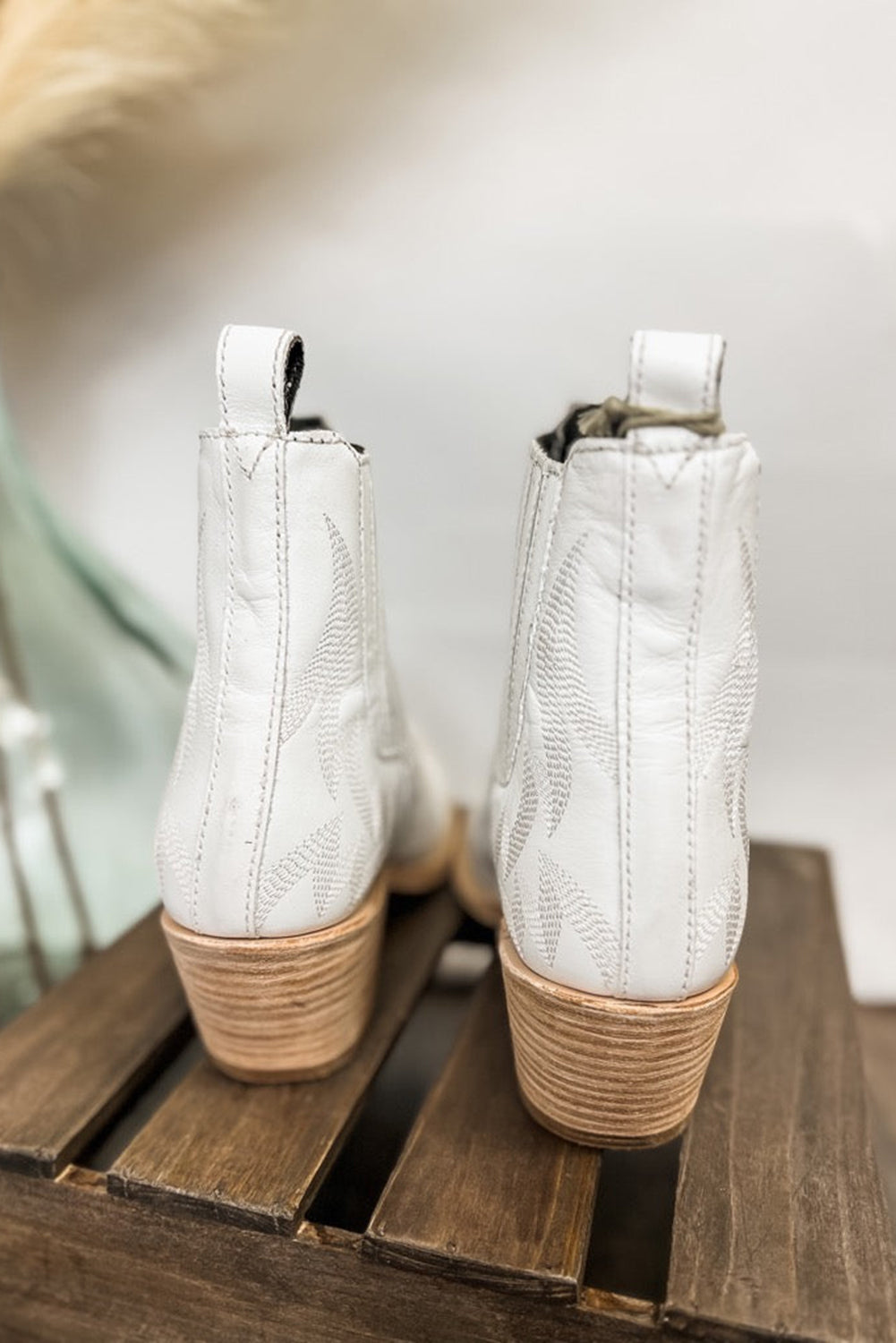 White Embroidered Leather Thick Heel Boots