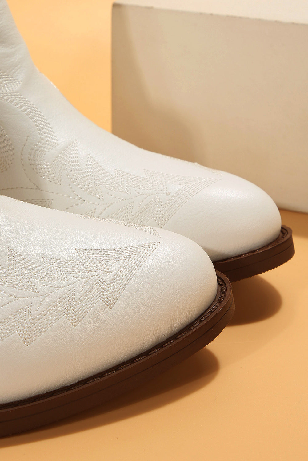 White Embroidered Leather Thick Heel Boots