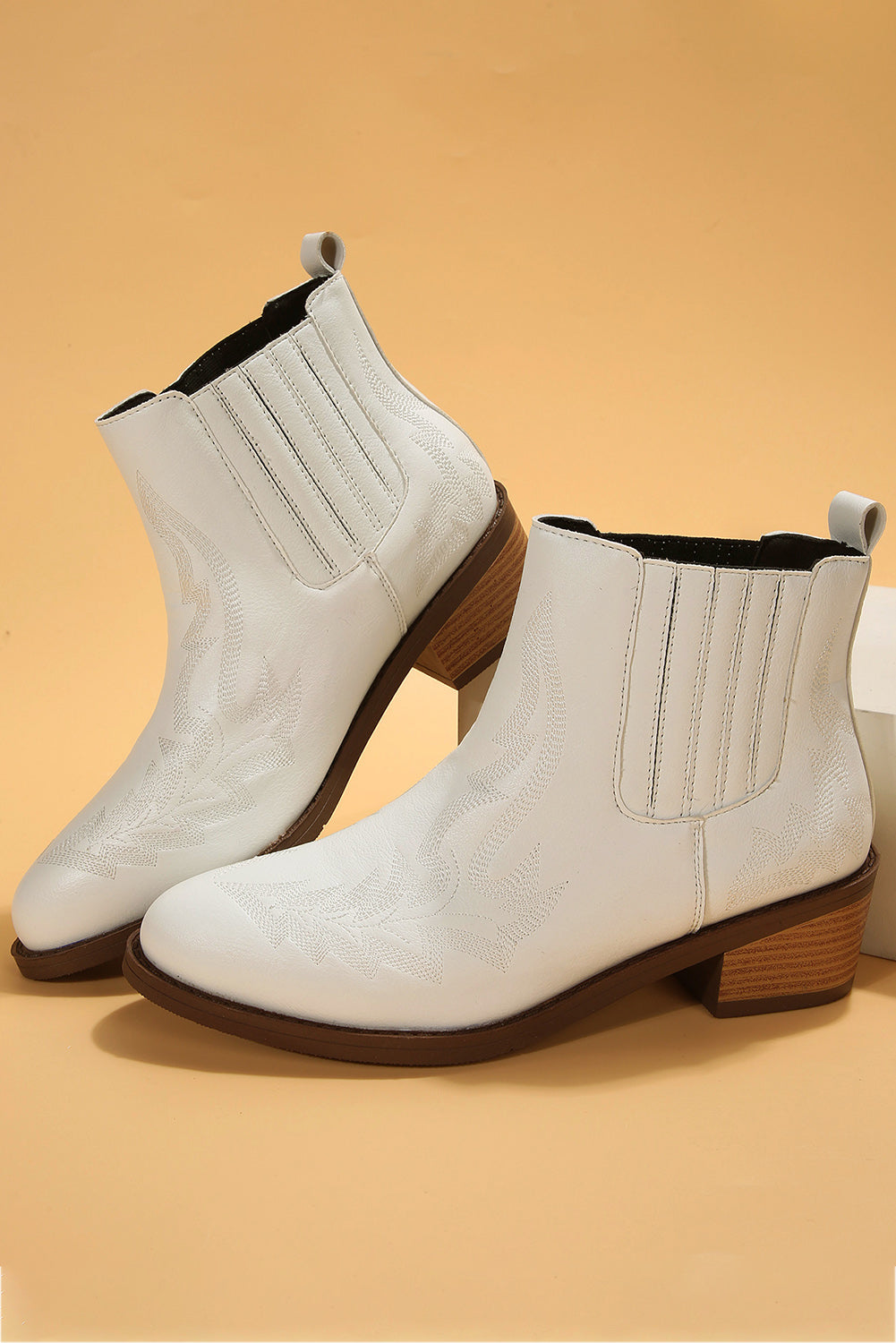 White Embroidered Leather Thick Heel Boots